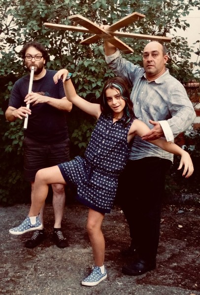 Tirando del hilo trio enteros copia 2